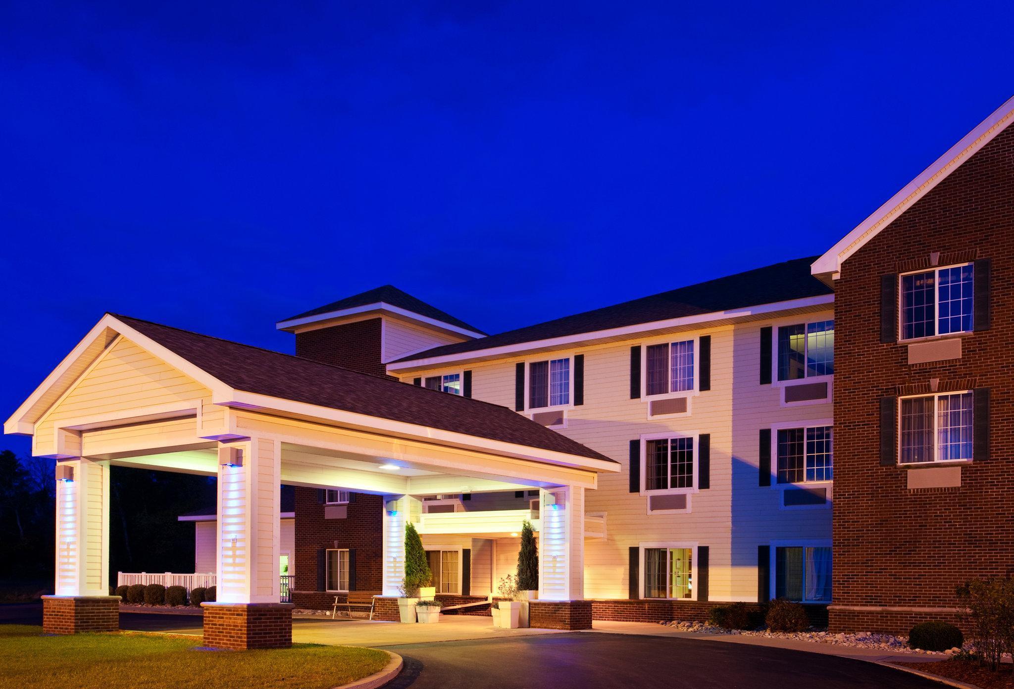Holiday Inn Express Hotel & Suites Acme-Traverse City By Ihg Zewnętrze zdjęcie